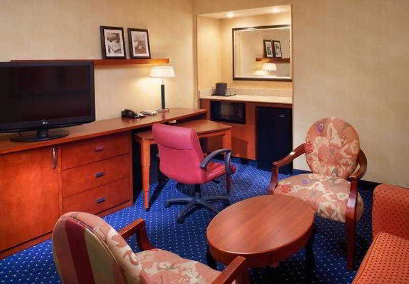 Hotel Courtyard By Marriott Chicago Waukegan / Gurnee Pokój zdjęcie